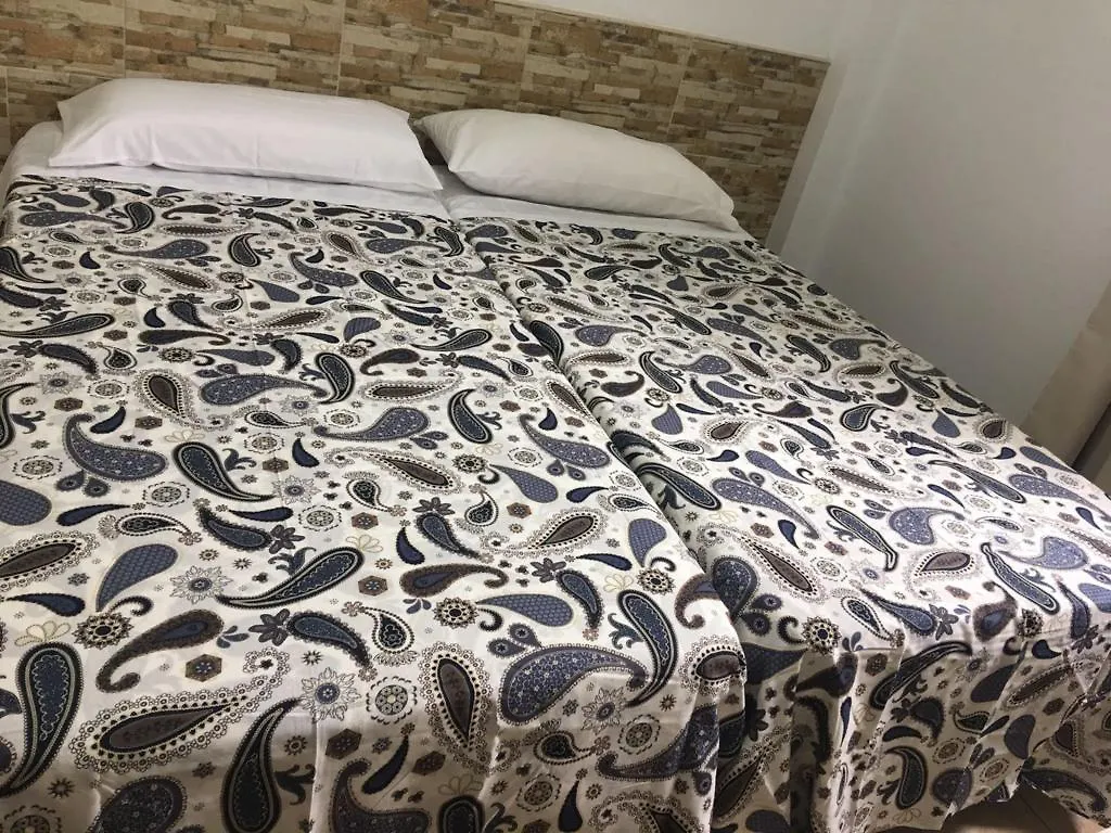 Hostel Hostal Residencia Cardona Arrecife