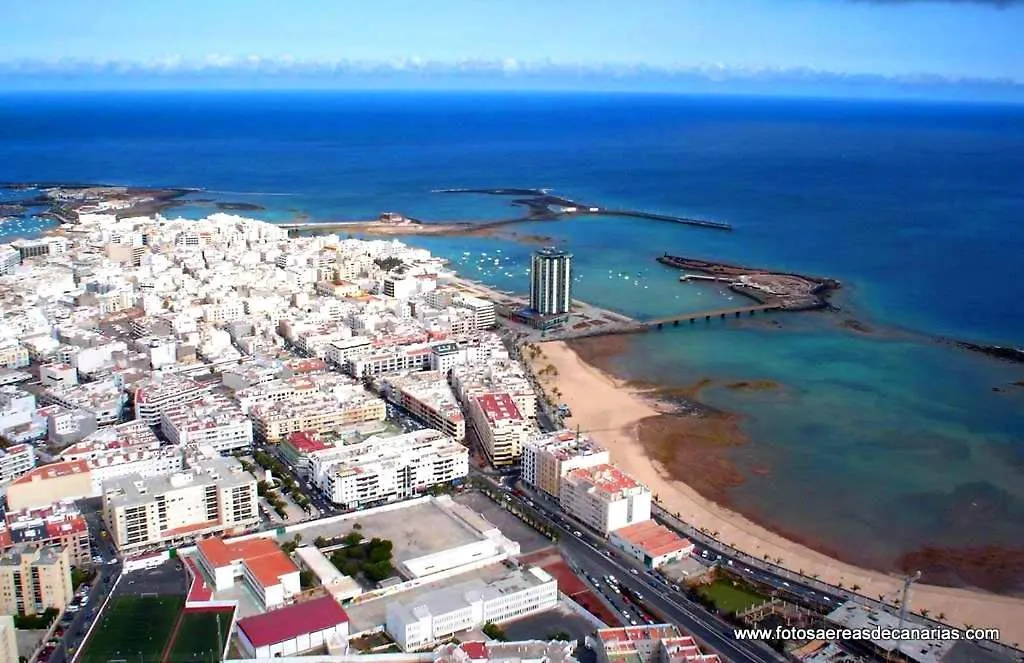 Hostal Residencia Cardona Arrecife  Hostel Arrecife (Lanzarote)