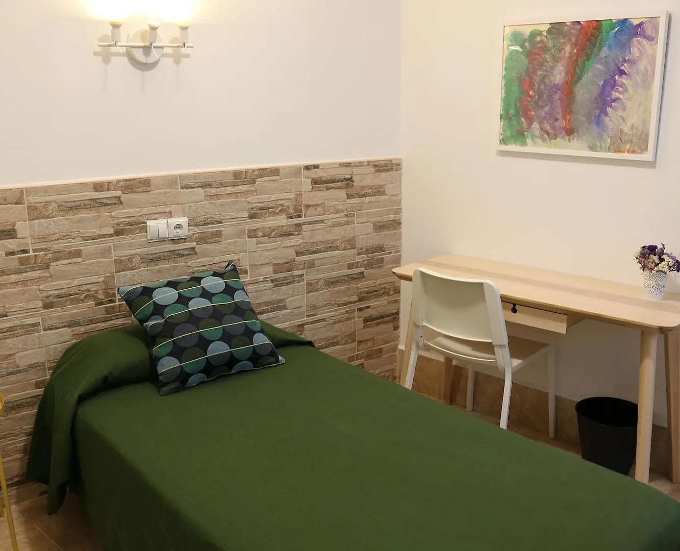 Hostal Residencia Cardona Arrecife  Auberge de jeunesse