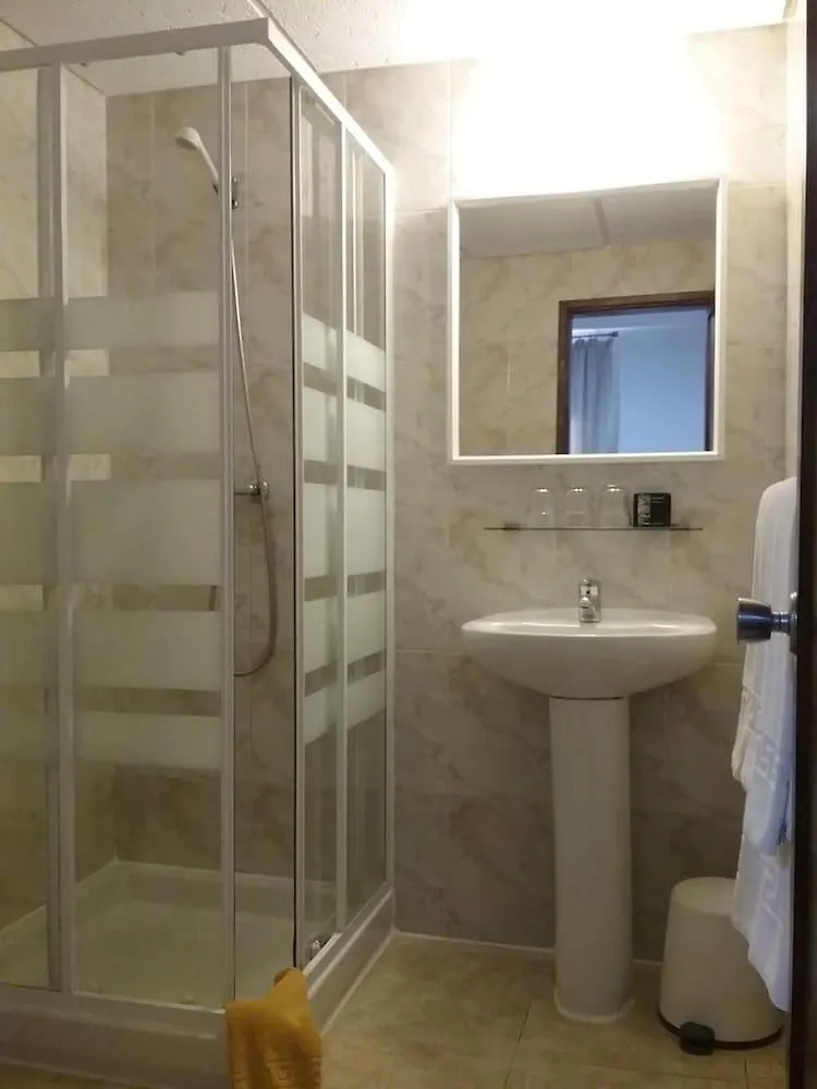 Hostal Residencia Cardona Arrecife  Arrecife (Lanzarote)