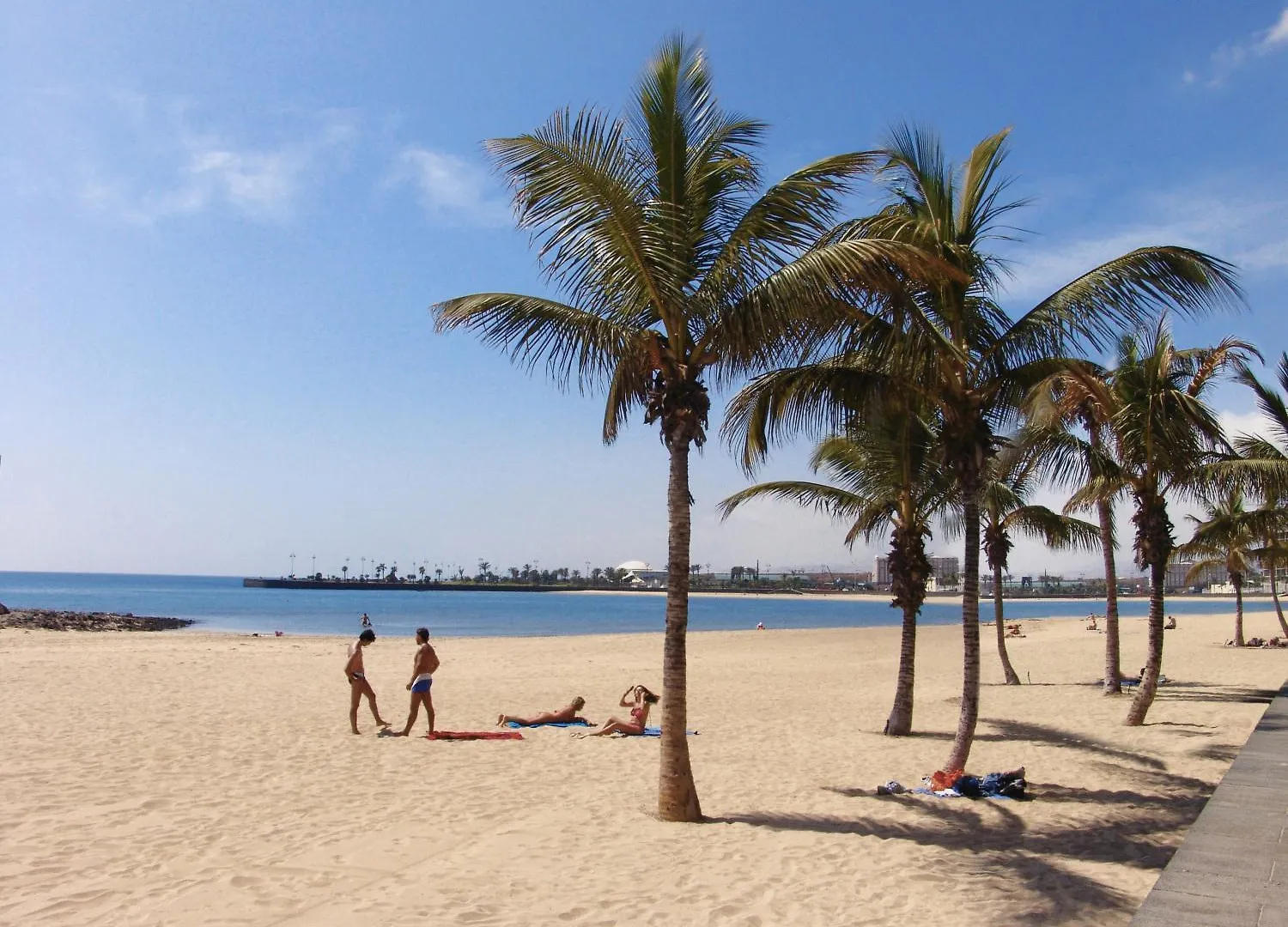 Hostal Residencia Cardona Arrecife